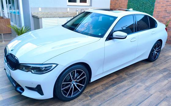 BMW 320i 2.0 16V TURBO GASOLINA SPORT GP AUTOMÁTICO